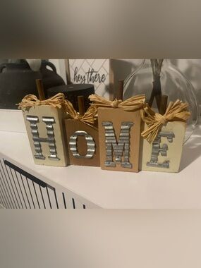 “ HOME “ WOODEN BLOCK DECOR